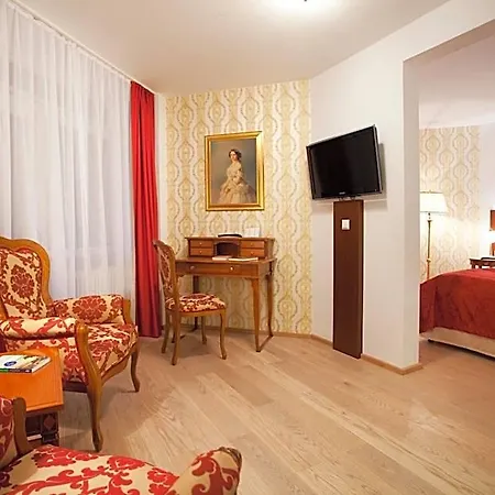 Fini-resort Hotel 4*