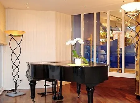Hotel Fini-resort